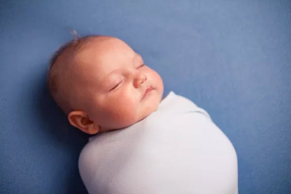 Why do we swaddle babies 600x